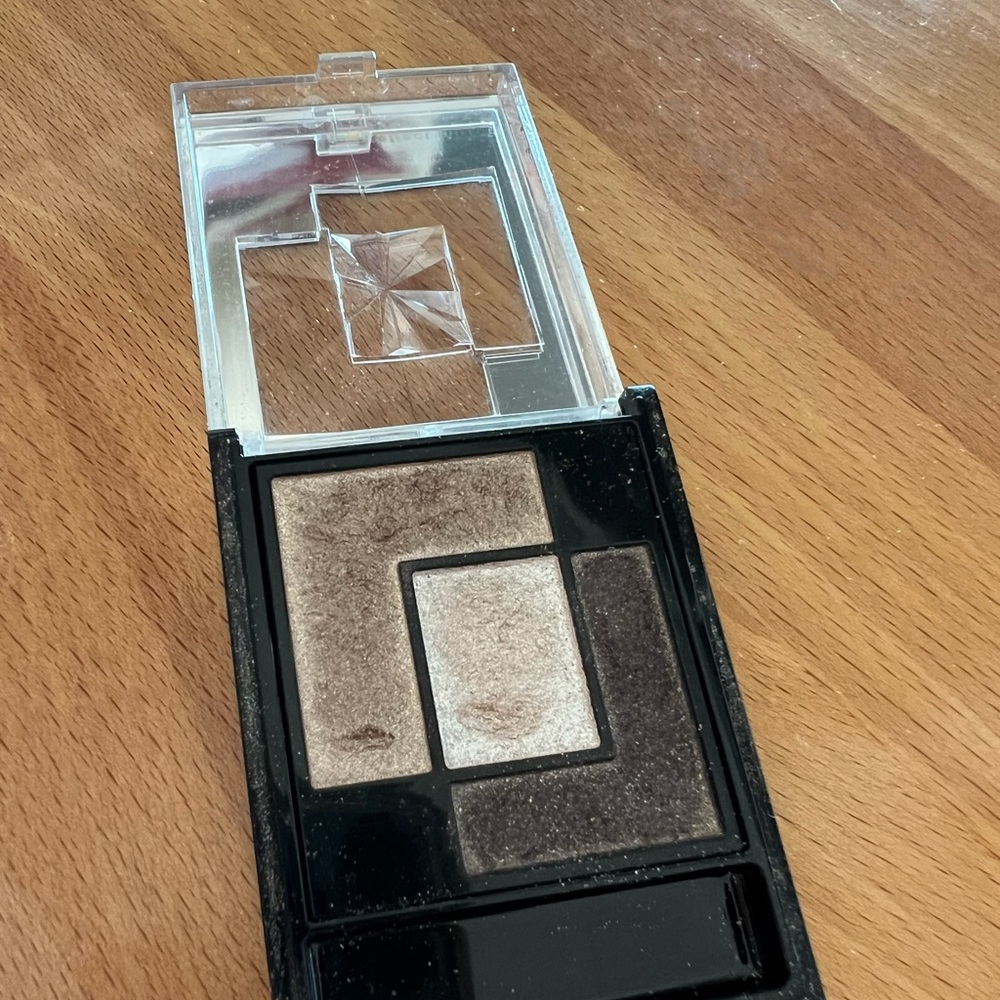 kanebo kate reflected mirror eyeshadow BR-2